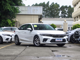Honda Civic Dynamic · C Guest Special 240TURBO CVT
