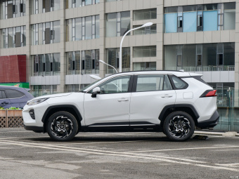 Toyota Wildlander Technology 2.0L CVT 4WD