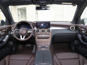 Mercedes-Benz GLC 260 L 4MATIC Luxury