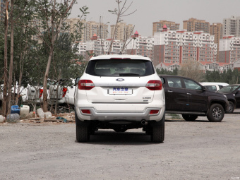 Ford Everest Elite 2.3T AWD 5 Seats