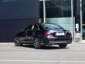 Mercedes-Benz E-Class PHEV 350 eL Sport
