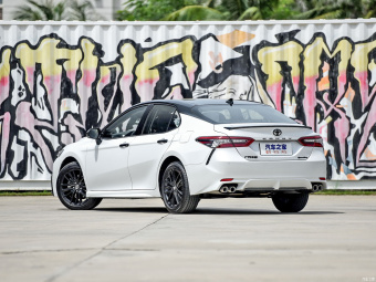 Toyota Camry Knight 2.0S