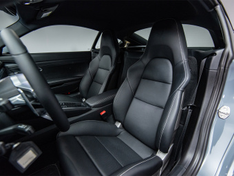 Porsche 718 Cayman Style Edition