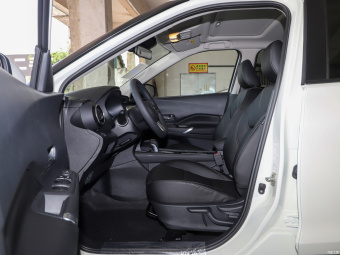 Nissan Kick Deluxe 1.5L CVT XV