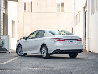Toyota Camry Leading 2.0GVP