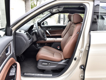 Honda UR-V Elegant 370TURBO