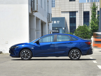 Chevrolet Monza Exclusive 1.3T Mild Hybrid