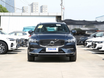Volvo XC60 B5 AWD Smart Luxury