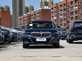 BMW i5 2026 eDrive 35L M Sport