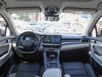 Lynk & Co 06 PHEV Remix Shero PHEV