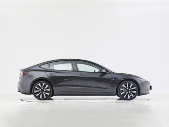 Tesla Model 3 Long-Range