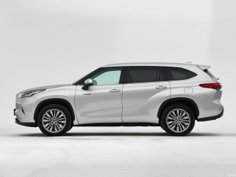 Toyota Highlander Hybrid Extreme 7 Seats 2.5L 4WD
