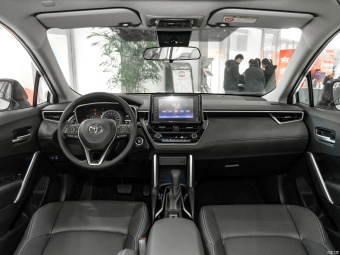 Toyota Frontlander Deluxe 2.0L CVT