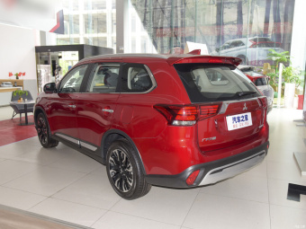 Mitsubishi Outlander Premium 2.4L AWD