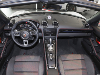 Porsche 718 Boxster T