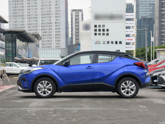 Toyota IZOA Yixiang 2.0L