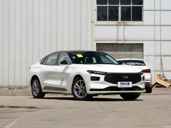 Ford Mondeo Luxury EcoBoost 245