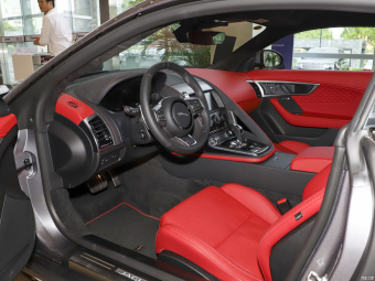 Jaguar F-Type Coupe R-Dynamic Black P300