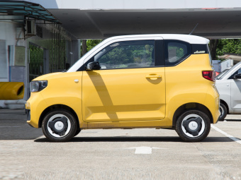 Wuling Hongguang Mini EV Macaron Premium (Li-ion)