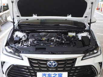 Toyota Avalon Hybrid Deluxe 2.5L