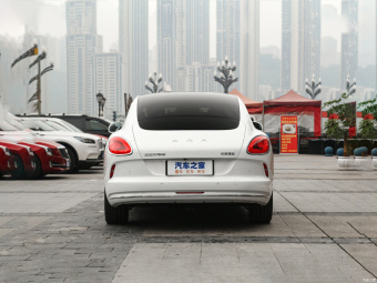 Ora Lightning Cat Premium 555km