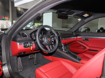 Porsche 718 Cayman S