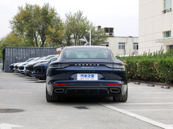 Porsche Panamera 4 E-Hybrid Executive