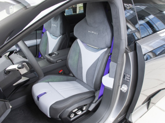 HiPhi Z 5 Seat