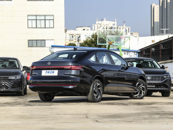 VW Lavida 2026 Pro 300TSI Starry Sky Six Million Edition