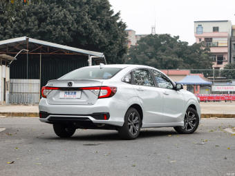 Honda Envix Pure Smooth Hybrid 1.5L