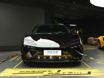 Lotus Emeya 2026 600 SE 5-seater