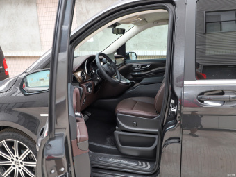 Mercedes-Benz V-Class 260 L Luxury