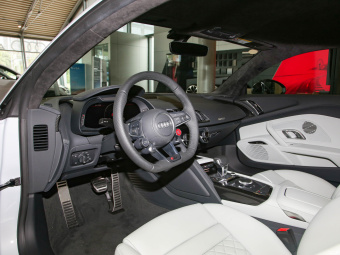 Audi R8 Coupe Performance V10