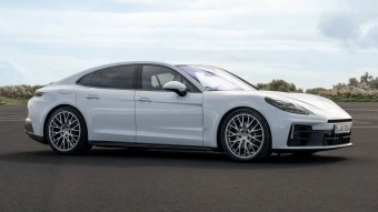 Porsche Panamera 4