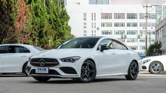 Mercedes-Benz CLA-Class 200 4MATIC