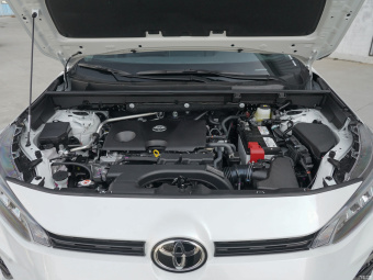 Toyota Wildlander Luxury PLUS 2.0L CVT 4WD