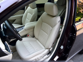 Buick Enclave Avenir 652T AWD 6 Seat