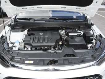 Beijing U5 Plus Deluxe 1.5L 5MT