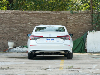 Honda Civic Dynamic 240TURBO CVT