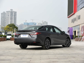 Toyota Camry Hybrid 2026 Hybrid 2.0 HSE Glorious Edition