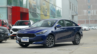 Kia K3 Fashion 1.5L CVT