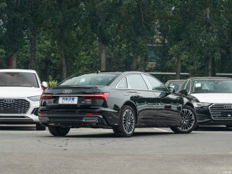 Audi A6L TFSI e 55 Quattro