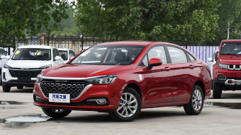 Beijing U5 Deluxe 1.5L 5MT