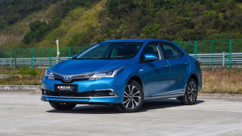 Toyota Corolla PHEV Flagship 1.8L E-CVT