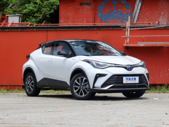 Toyota IZOA Hybrid Yichi 2.0L