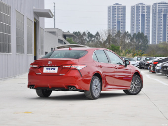 Toyota Camry Fengshang 2.0S