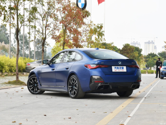 BMW i4 M50