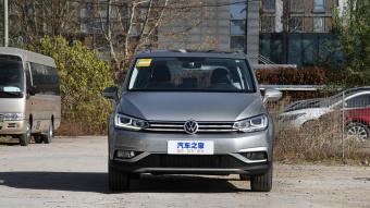 VW Touran L Cross Extension 7-seater 280TSI DSG