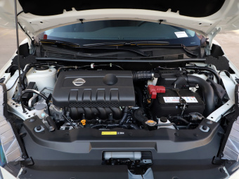Nissan Lannia Smart Cool 1.6L CVT