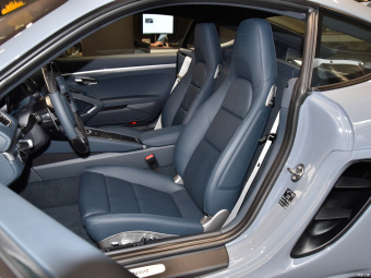 Porsche 718 Cayman